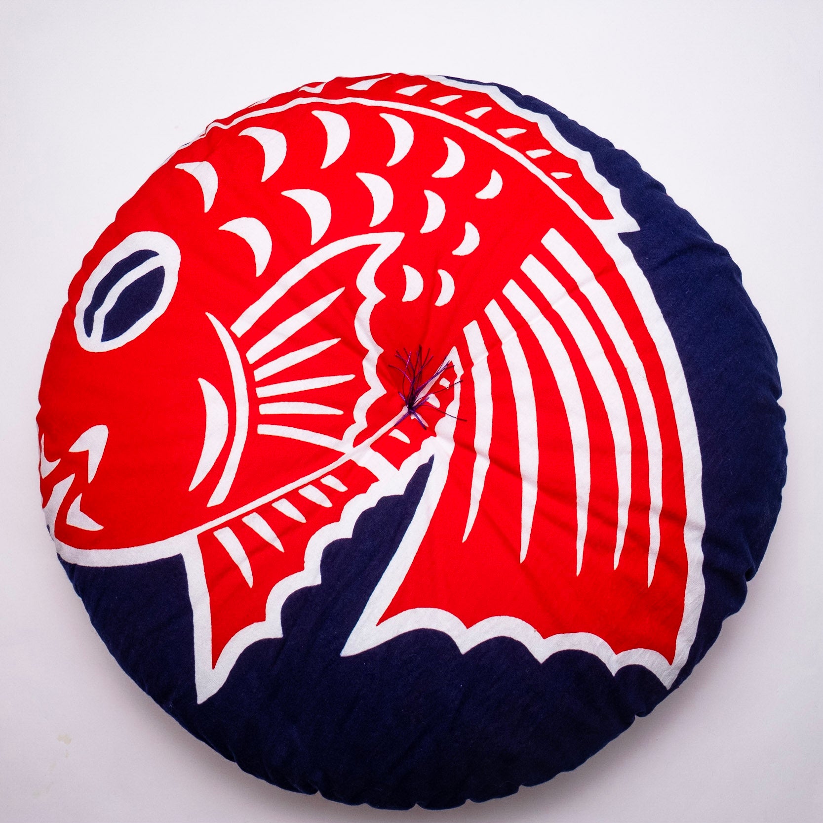 Round navy cushion discount